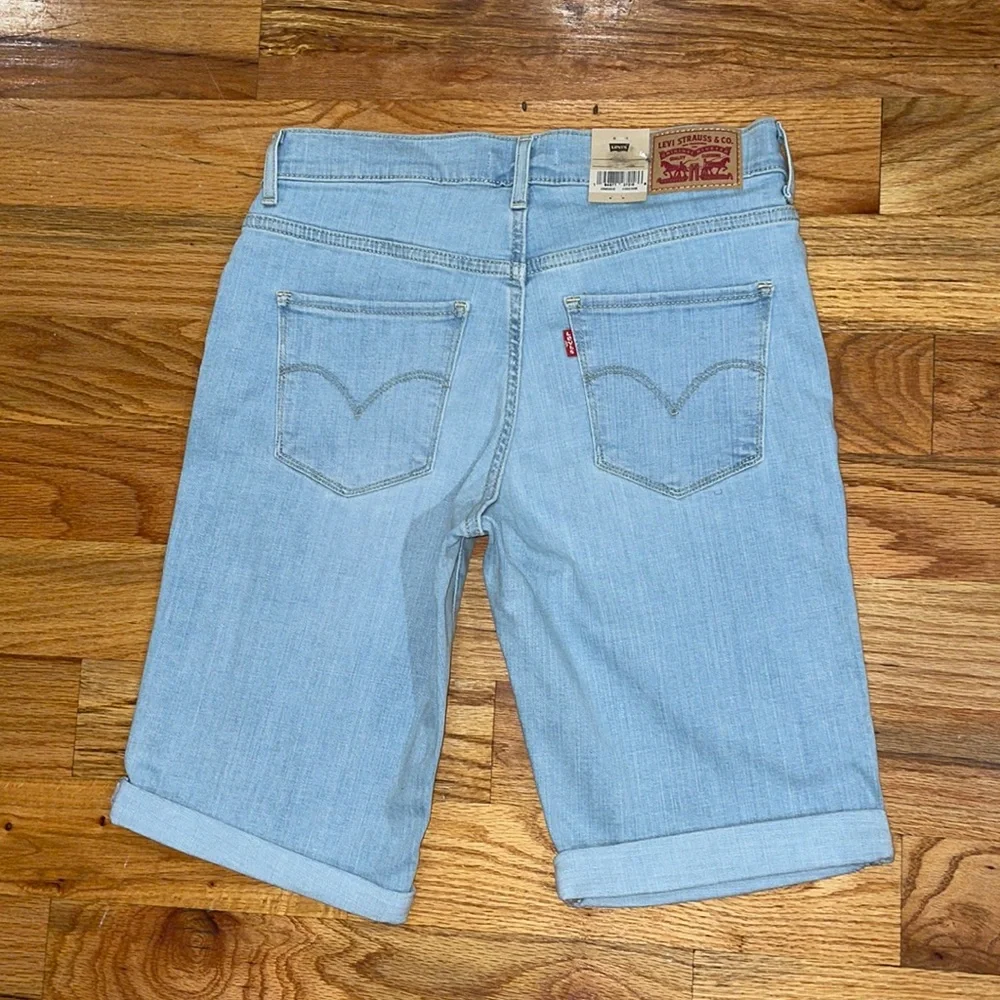 NEW Women's Levi's® STRETCHY Bermuda Jean Shorts Long PLUS 26 / 2